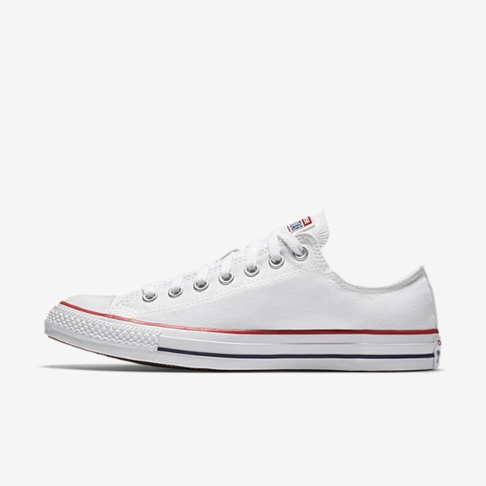 White converse low tops